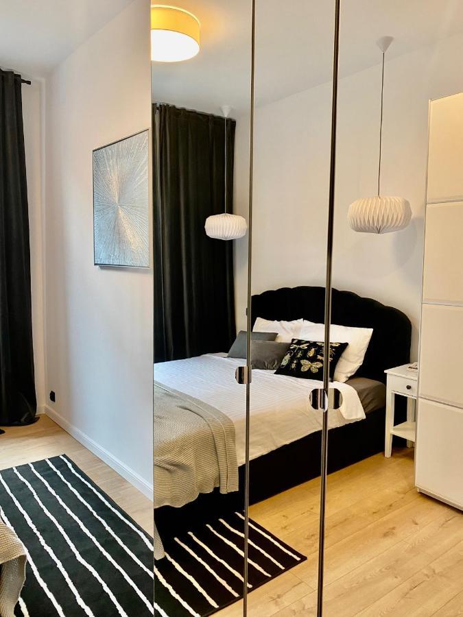 Jan III Sobieski - Luksusowy Apartament L Z Darmowym Prywatnym Parkingiem Gliwice Kültér fotó